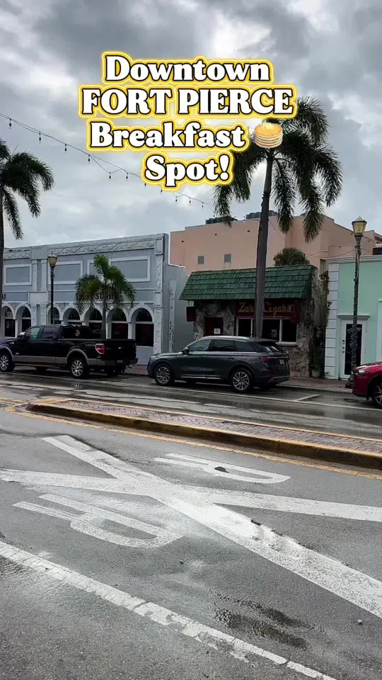 Sunrise City Cafe in Fort Pierce showing review, visit, breakfast, homemade breakfast, video by dulceemamii on TikTok