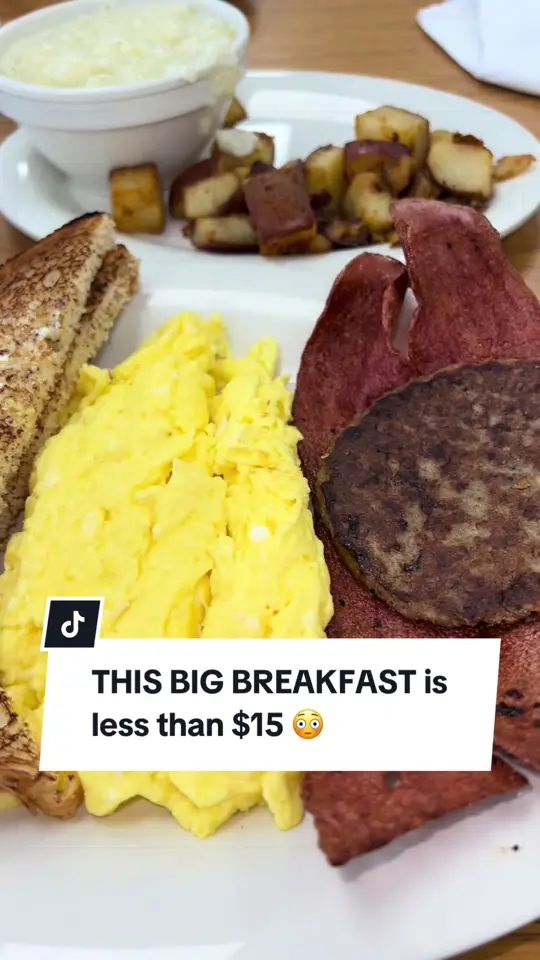 Sunrise Diner in Brunswick showing review, visit, food, pancakes, bacon, sausage, home fries, grits, toast, coffee, video by prettymsparker on TikTok