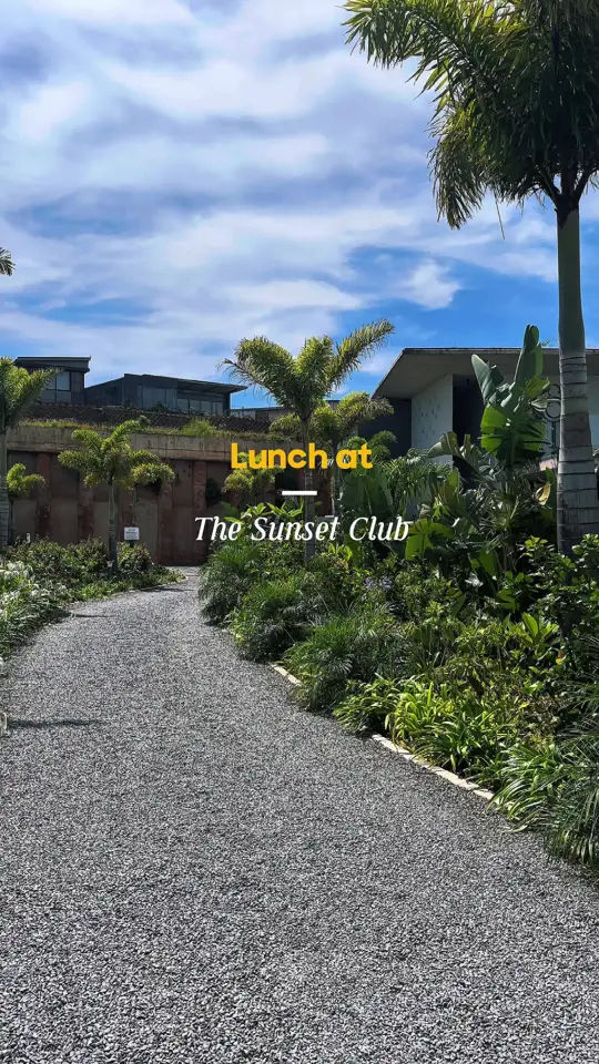 Sunset Club Rooftop in Hollywood showing review, lunch, ambiance, service, video by atruefoodie on TikTok