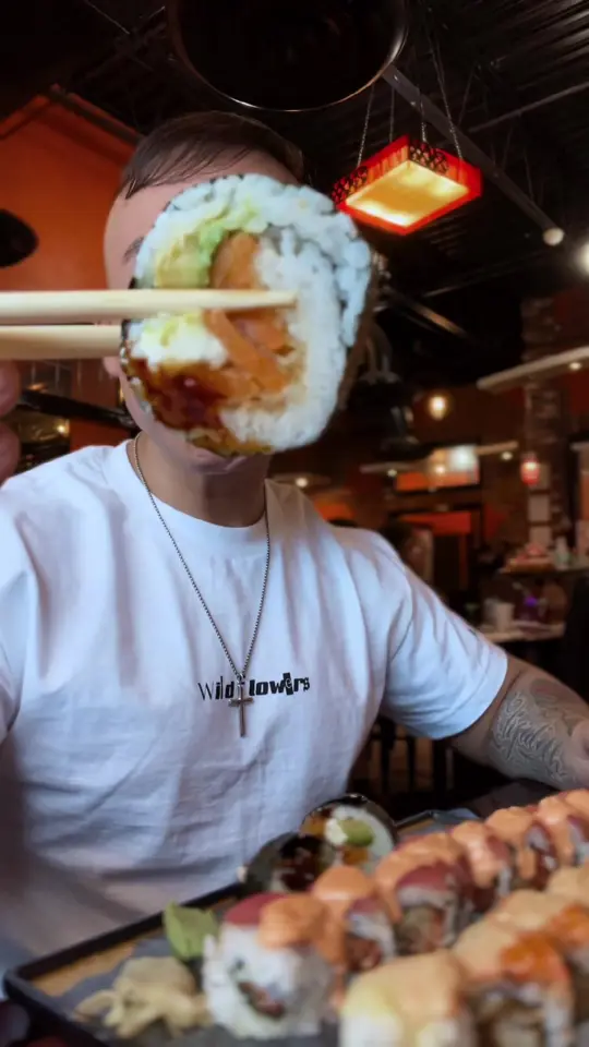 Sushi King in Daytona Beach showing sushi, all you can eat buffet, video by renzoeats on TikTok