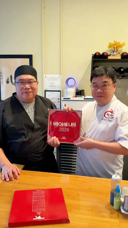 Sushi-Sho Rexley in St. Petersburg showing omakase, review, video by This Jenn Girl on Facebook