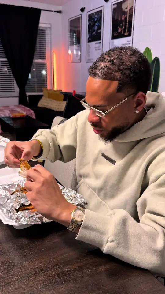 Sweety Eaties on TikTok, video by ayyotk
