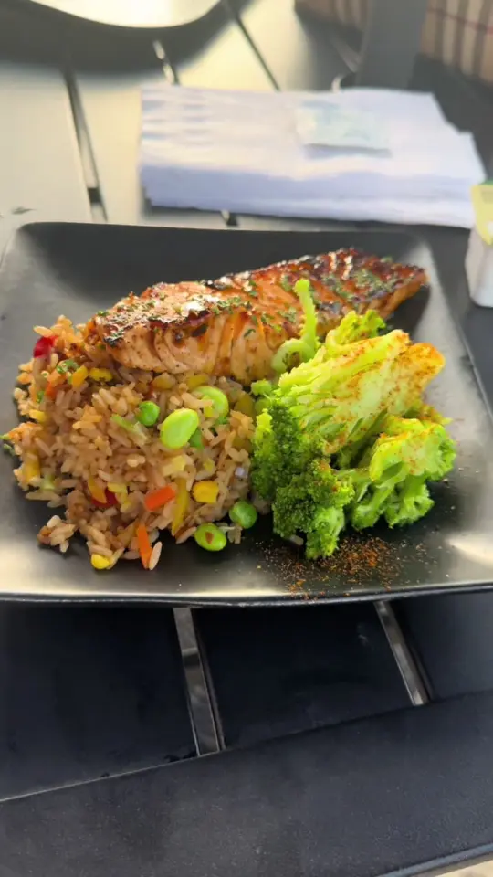 T&T Daiquiri Spot in McDonough showing food review, video by blacbeautylifestyle on TikTok