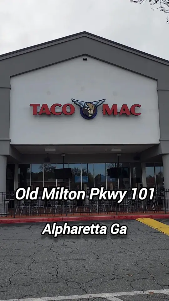 Taco Mac Old Milton in Alpharetta showing restaurant visit, wings, mozzarella, video by bigdaveeats on TikTok