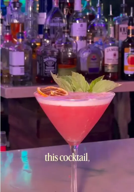 Taco Maki Jupiter in Jupiter showing restaurant, kid friendly, family dining, video by chelsea.fetter on TikTok