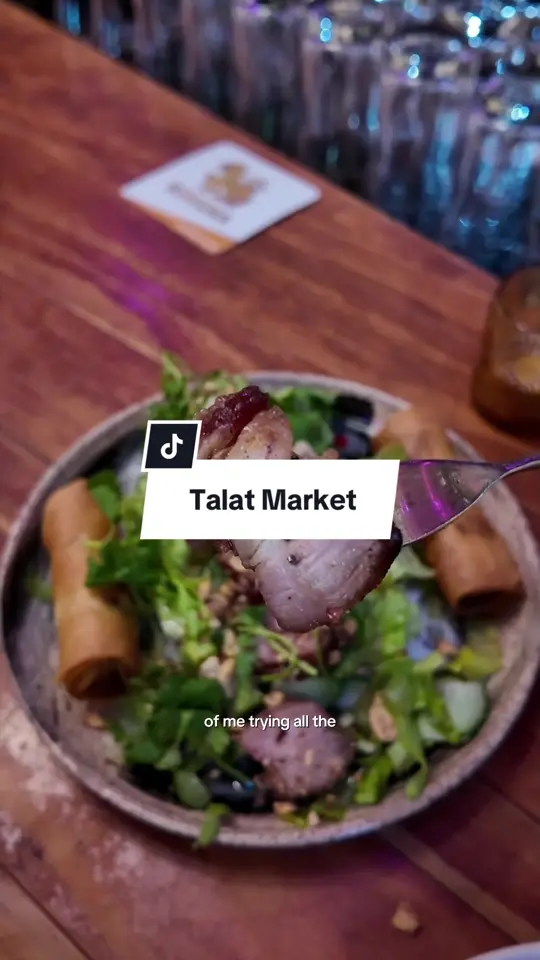 Talat Market in Atlanta showing food review, hoi tod, green curry, yen bang bao bao, video by grace.jjang on TikTok