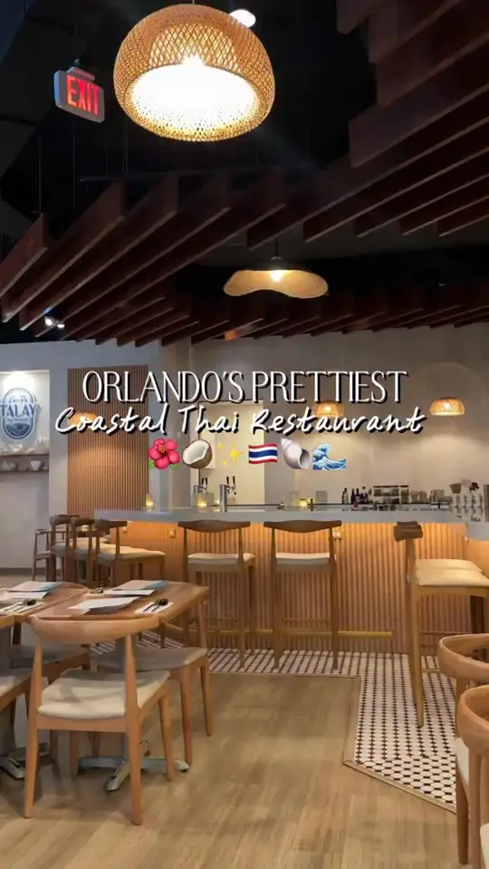 Talay in Orlando showing restaurant review, venue visit, food, pa nang scallops, drink, thai tea, video by Stuff to Do in Orlando on Facebook