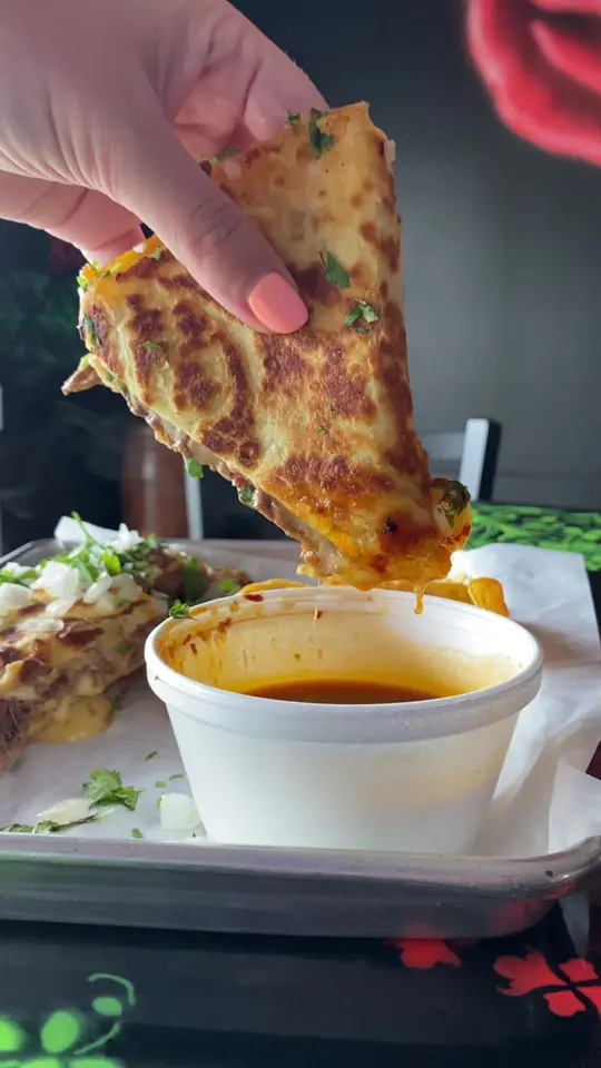 Talkin' Tacos Miramar in Miramar showing food, birria quesadilla, video by eatandbehappy_ on TikTok