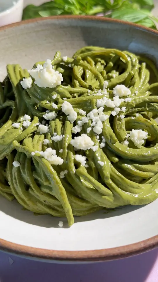 Tallarin Verde Peruvian Restaurant in Blairsville showing food, tallarines verde, video by Spoon Fork Bacon on YouTube