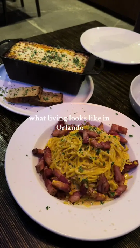 Tartini Pizzeria & Spaghetteria in Orlando showing review, visit, video by rerecraves on TikTok