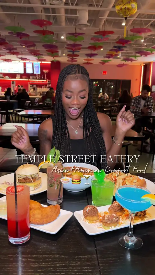 Temple Street Eatery in Fort Lauderdale showing birria ramen, asian/american comfort food, video by gihanneannaelle on TikTok