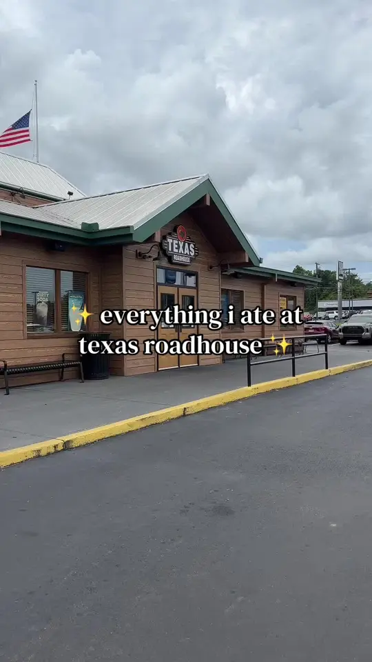 Texas Roadhouse on TikTok, video by curlygirlgrubs