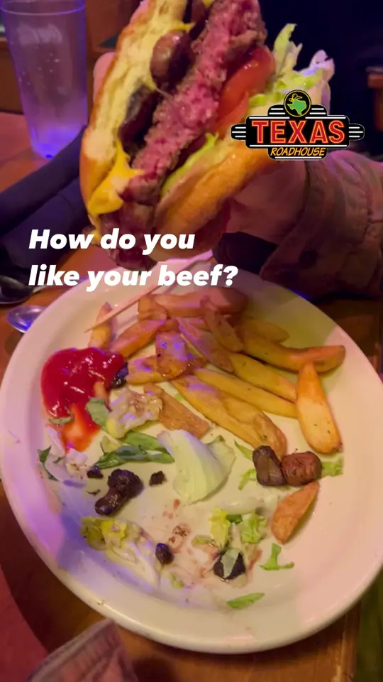 Texas Roadhouse in Macon showing steakhouse, excellent customer service, texas roadhouse rolls, burgers and fries, baked potatoes, family time, video by Cyndi Lee on Facebook