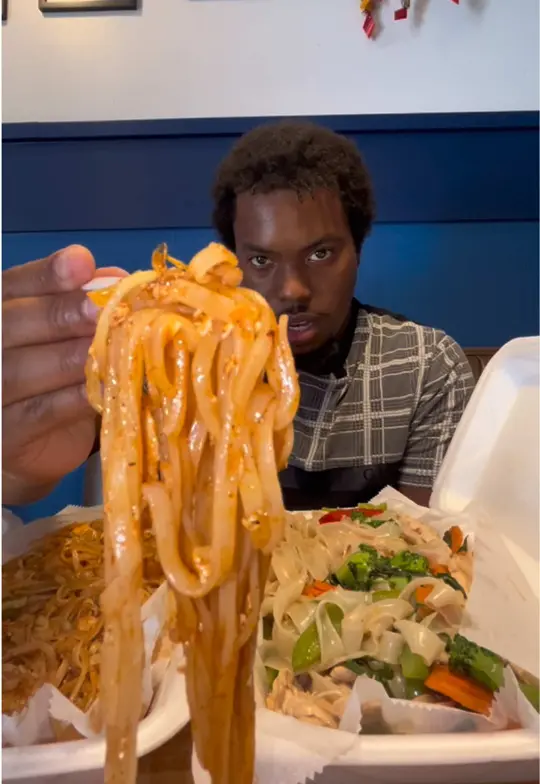 Thai in the Box in Conyers showing food review, thai food, video by therealgagrubs on TikTok