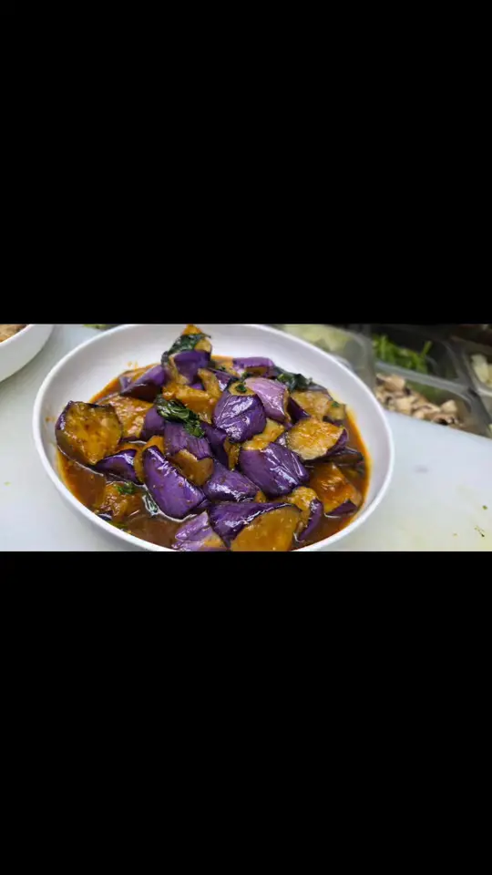 Thai in the Box in Conyers showing thai food, video by Thai in the Box on Facebook