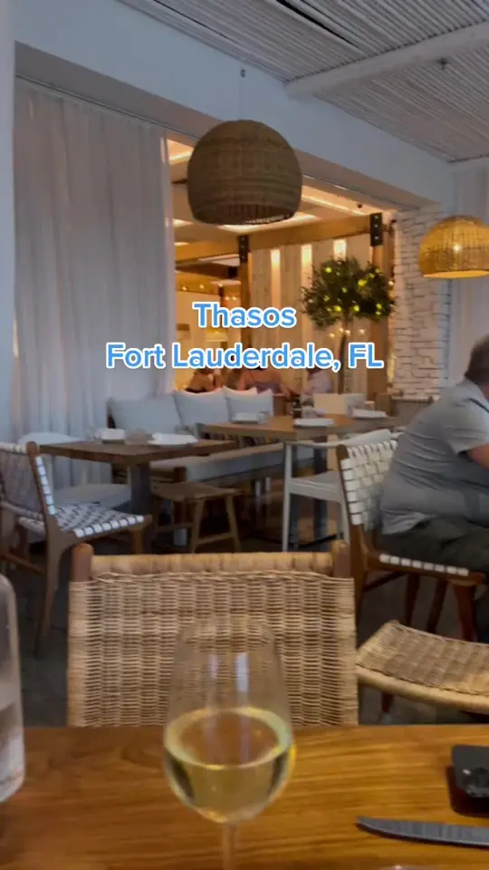 Thasos in Fort Lauderdale showing greek food, video by georgiakotsi on TikTok