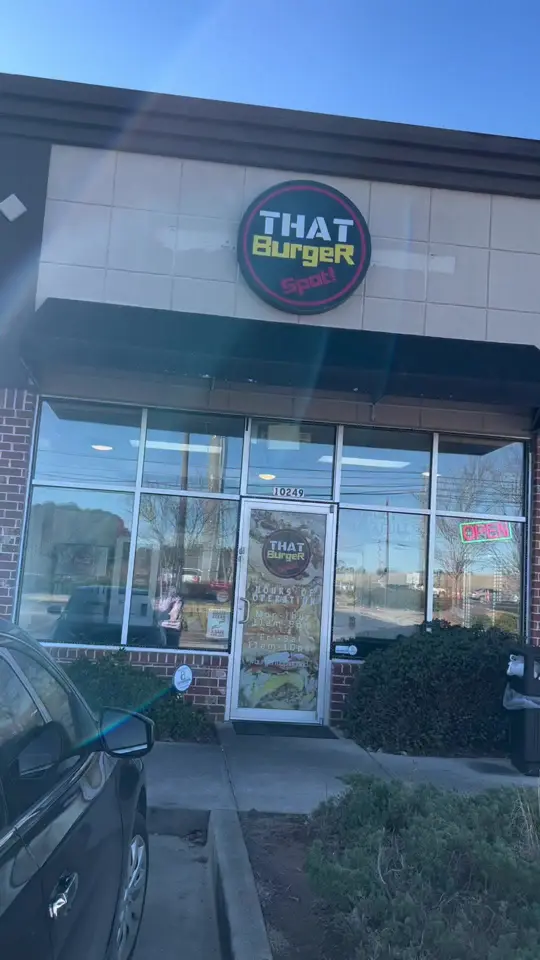 THAT Burger Spot! #2 in Jonesboro showing burger, visit, video by nekiialp on TikTok
