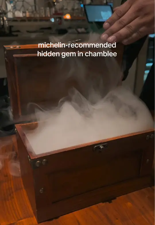The Alden in Chamblee showing review, visit, food, balinese red snapper, shrimp and grits, flounder, video by girlmeetsthepeach on TikTok