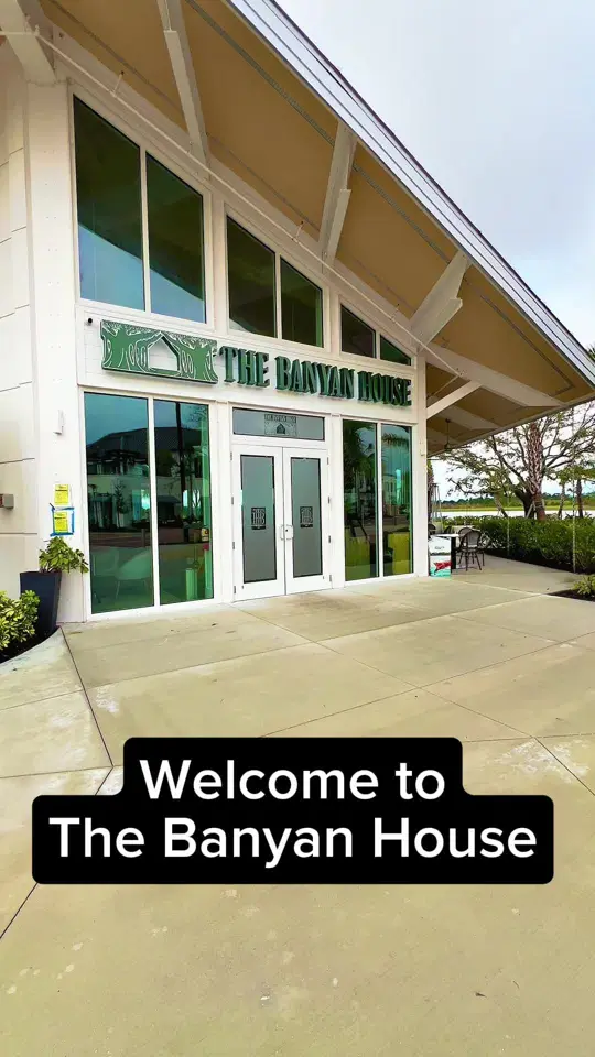 The Banyan House Restaurant in Venice showing drink, smoked old fashioned, video by thefloridaqueenie_ on TikTok