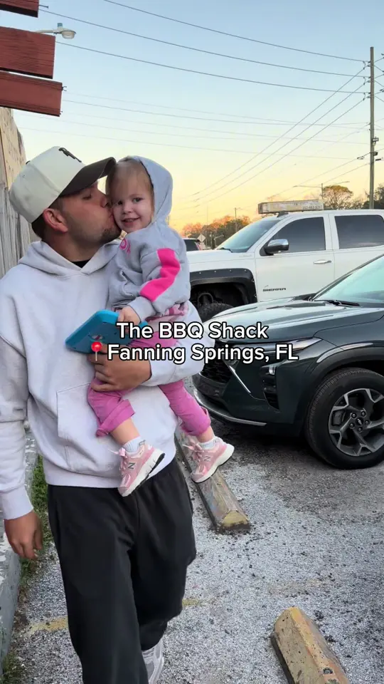 The BBQ shack in Fanning Springs showing review, visit, video by hevanddyl on TikTok