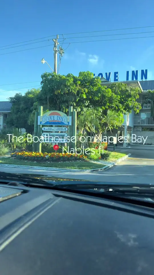 The Boathouse On Naples Bay in Naples showing dinner, water view, video by cedesirl on TikTok