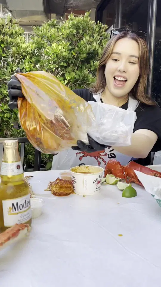  in Florida showing food, crawfish, video by theboilingcrab on TikTok