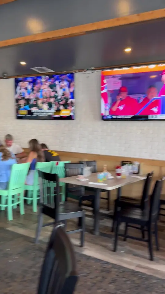 The Boxer Clearwater in Florida showing restaurant, bar, video by ftpoolin on TikTok