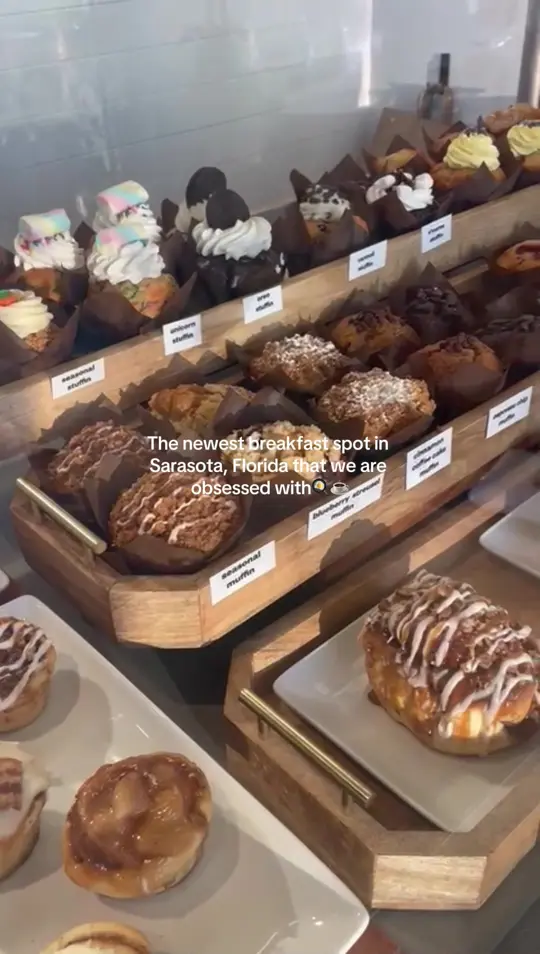 The Breakfast House in Sarasota showing restaurant visit, scrumptious food, friendly staff, welcoming interior, video by seaglassmanagement on TikTok