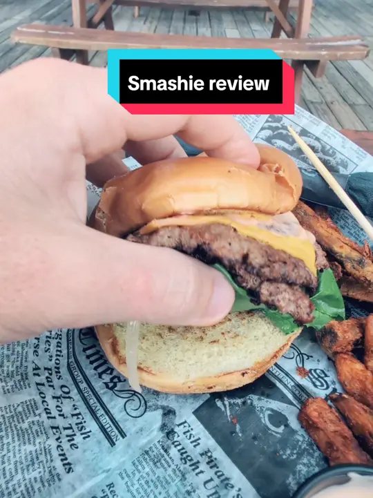 The Bun Lab in Panama City Beach showing review, burger, patty, veggies, cheese, bun, video by lbizash on TikTok