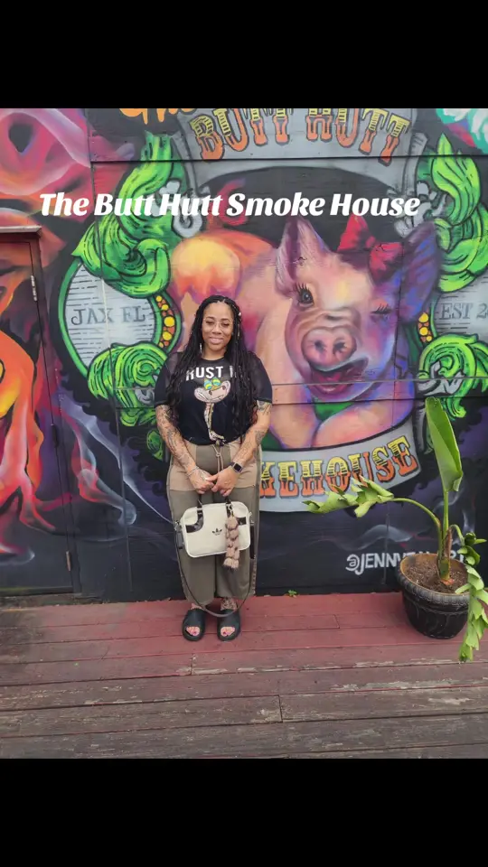 The Butt Hutt Smokehouse in Jacksonville showing food, florida fries, video by itsme_yeeyee on TikTok