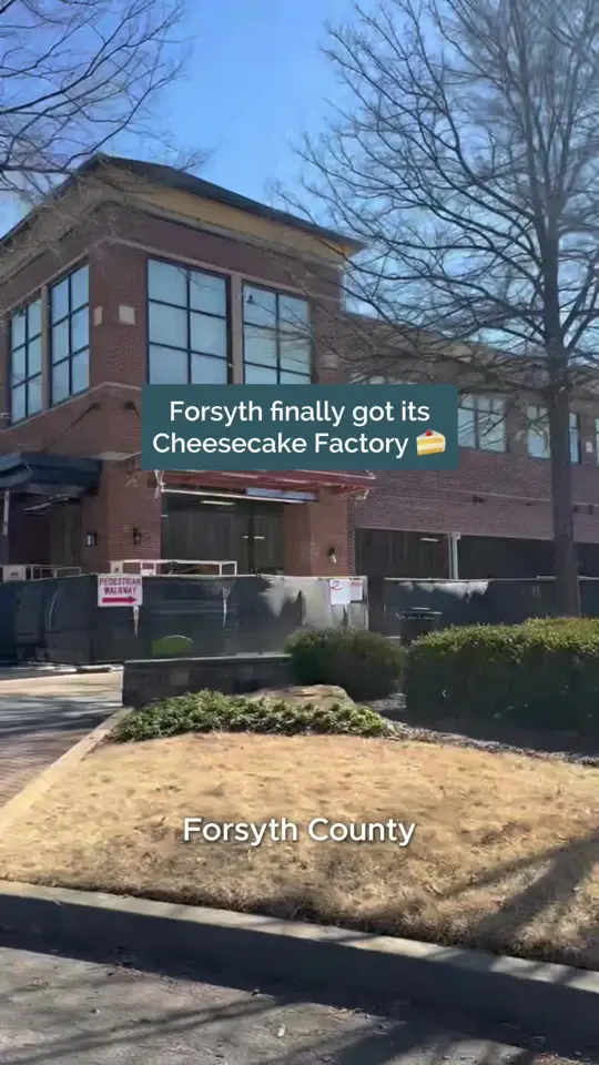 The Cheesecake Factory in Buford showing restaurant opening, venue visit, video by northmetroatlantalife on TikTok