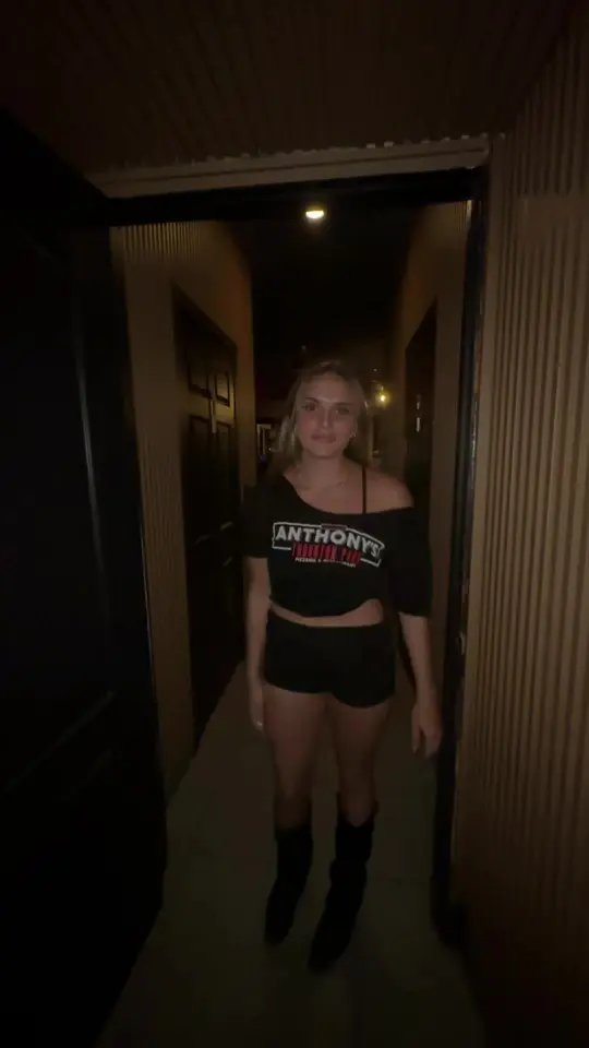 The Classic Thornton Park in Orlando showing pizza, video by graciestanish on TikTok
