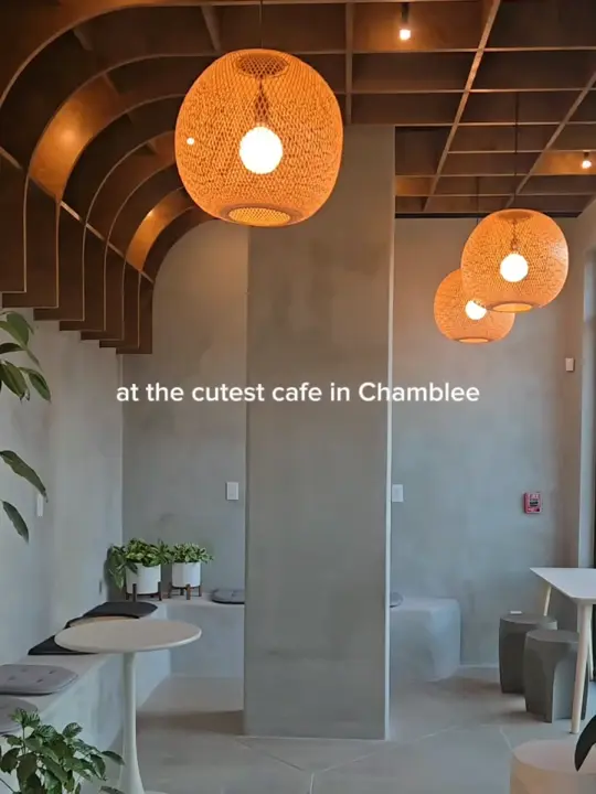 The EARL in Atlanta showing review, visit, coffee, earl grey, pastry, pineapple lime pastry, video by atl.pov on TikTok