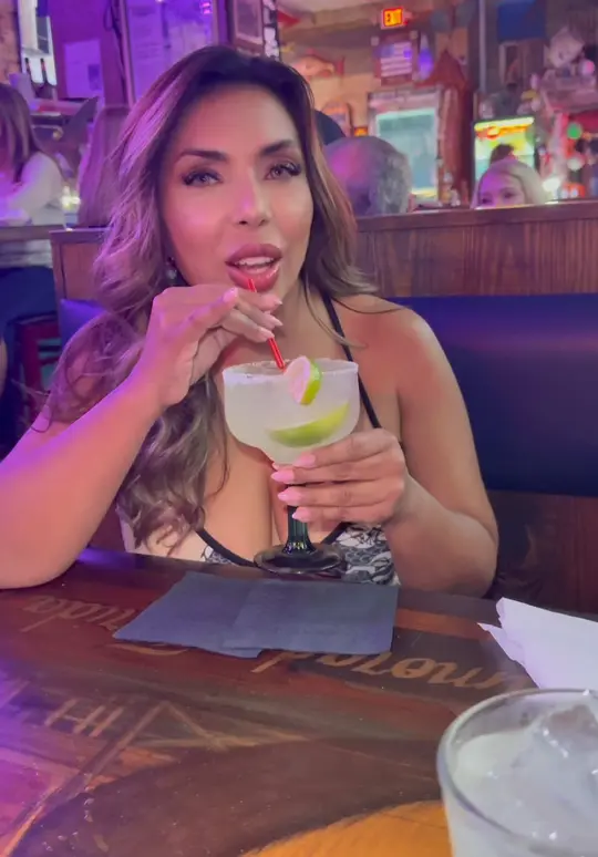 The Fish House in Miami showing food, fish / food, oysters / food, seafood, video by pierinamontano on TikTok