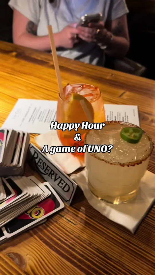 The Fitz Bar & Lounge in Fort Lauderdale showing drinks, atmosphere, visit, video by thefitzbar on TikTok