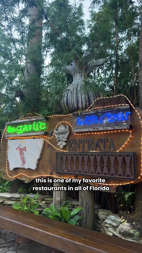 The Garlic in New Smyrna Beach showing review, visit, video by eatandbehappy_ on TikTok