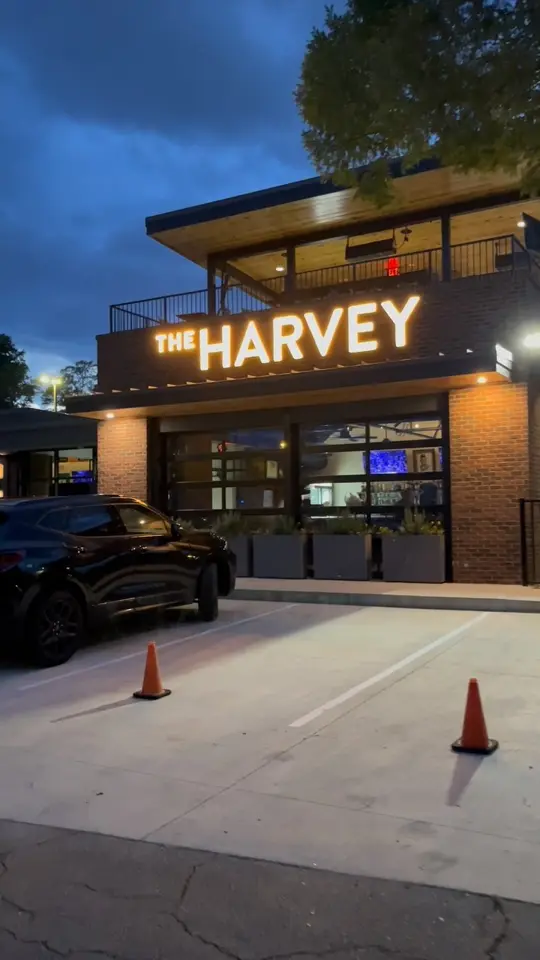 The Harvey in Chamblee showing sports bar, patio, new restaurant opening, video by ToNeTo Atlanta on Facebook