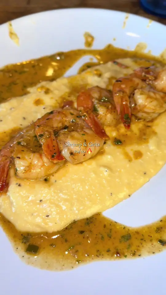The Hen and Hog Breakfast & Brunch in Hollywood, Florida in Hollywood showing shrimp and grits, mimosas, video by ayeitsmikaaa on TikTok