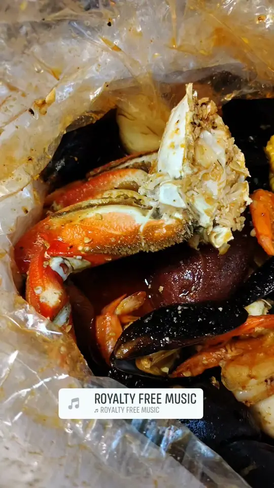 The Juicy Crab Albany in Albany showing restaurant visit, food, video by LaConda W Fortson on Facebook
