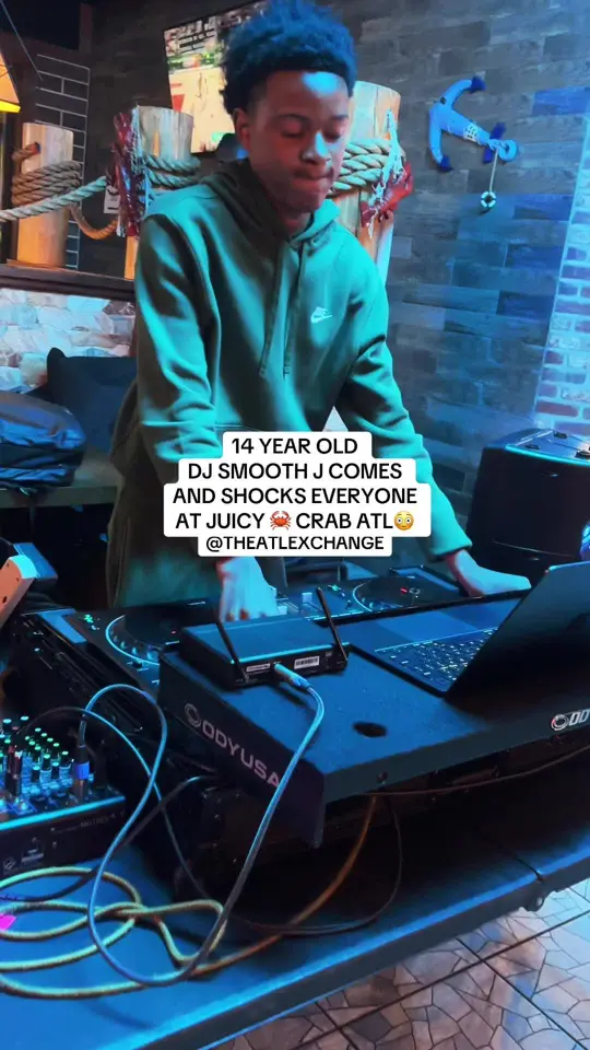 The Juicy Crab Duluth in Duluth showing karaoke, dj, video by djdubblek on TikTok