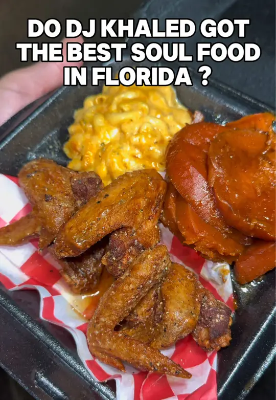 The Licking Orlando in Orlando showing lemon pepper wings, bake mac & yams, wings with fries platter, mix drink, video by reusparx on TikTok