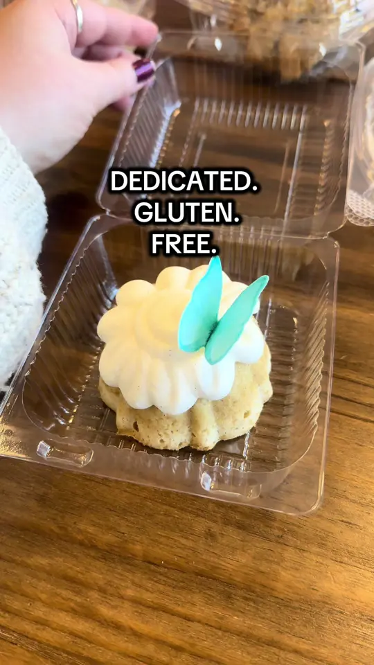 The Local Graze in Canton showing review, visit, bread, bagels, cakes, cookies, cinnamon rolls, hot pressed sandwiches, video by meganvsgluten on TikTok