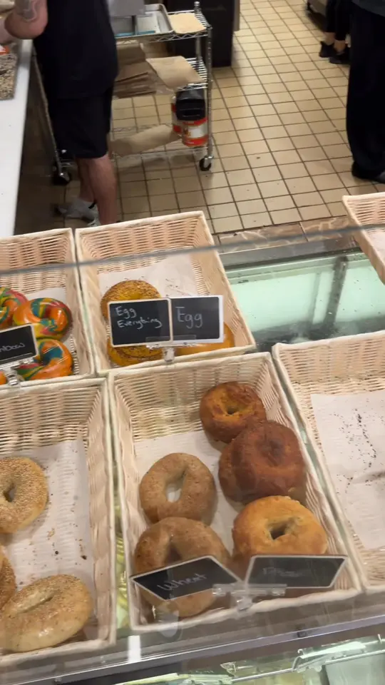  in Florida showing review, bagel breakfast sandwich, video by Beercutieandfoodie on Facebook