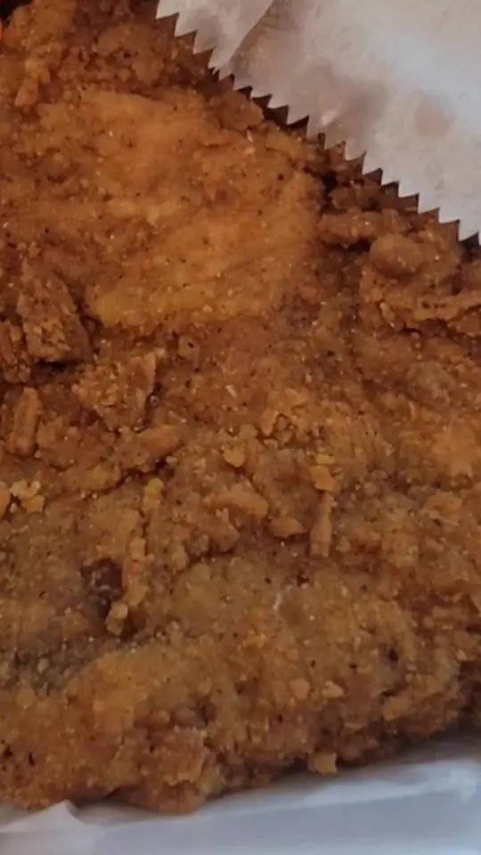 The Original Big Daddy's in Atlanta showing food review, porkchops, dressing and greens, broccolicasserole, video by joat_channel on TikTok