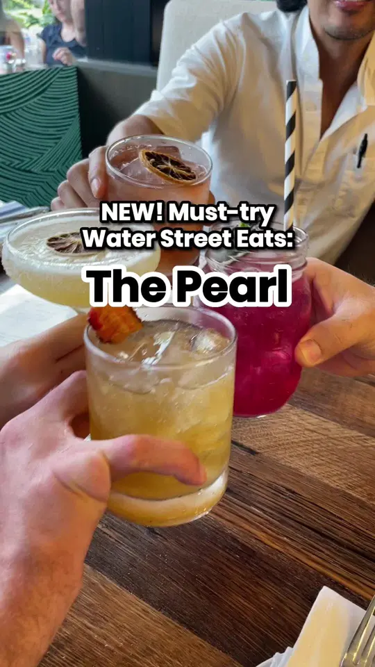 The Pearl in Tampa showing food review, deviled eggs, fried chicken, n’awlins style oysters, video by thatssotampa on TikTok