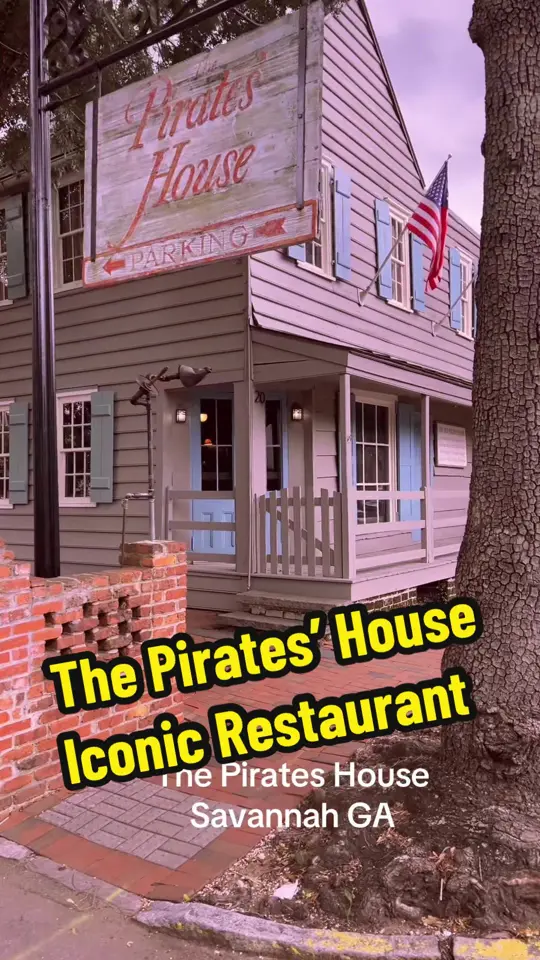 The Pirates' House in Savannah showing buffet, lunch, video by chami.abey on TikTok