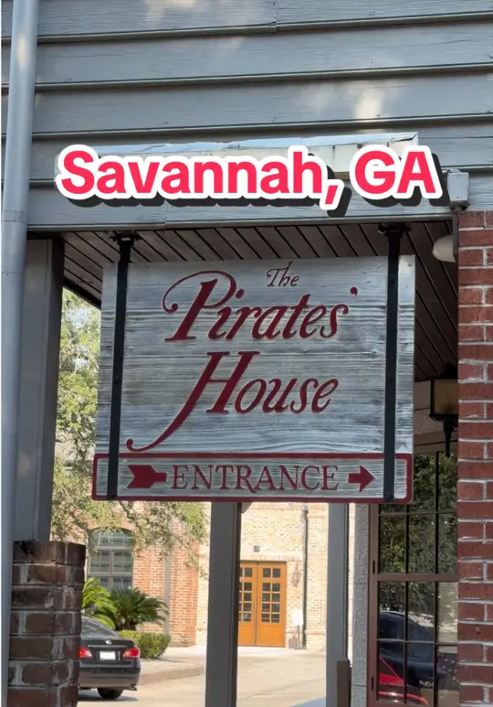 The Pirates' House in Savannah showing restaurant, review, video by adventuresthatroc on TikTok