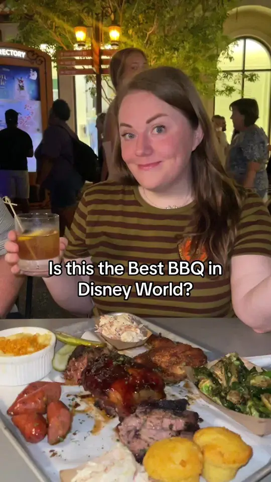 The Polite Pig in Orlando showing restaurant visit, butcher board, pork shoulder, smoked chicken, brisket, bbq cheddar sausage, video by bethanyvinton on TikTok