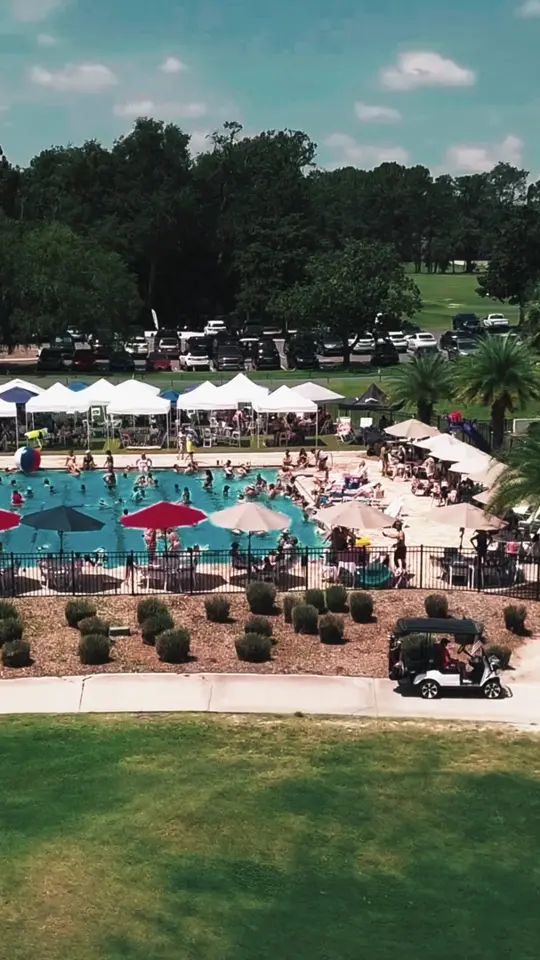 The Pub @ Magnolia Point GCC in Green Cove Springs showing pool party, food, drinks, music, volleyball, pickleball, video by Magnolia Point Golf & Country Club on Facebook