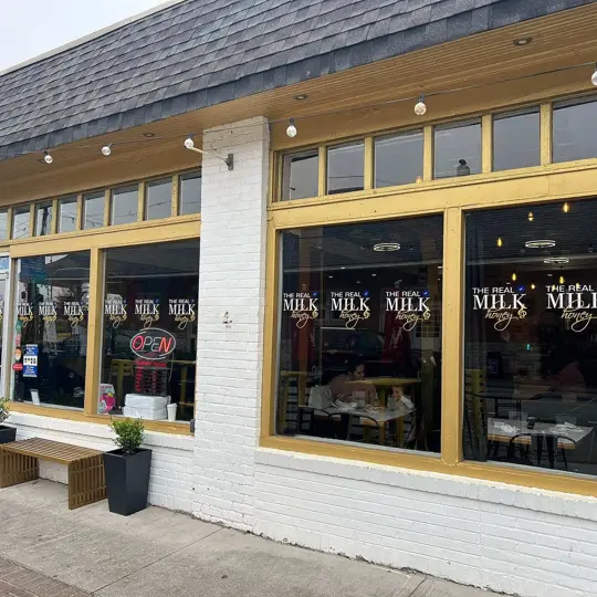 The Real Milk & Honey in College Park showing review, customer service, video by travelbae_meetme on TikTok